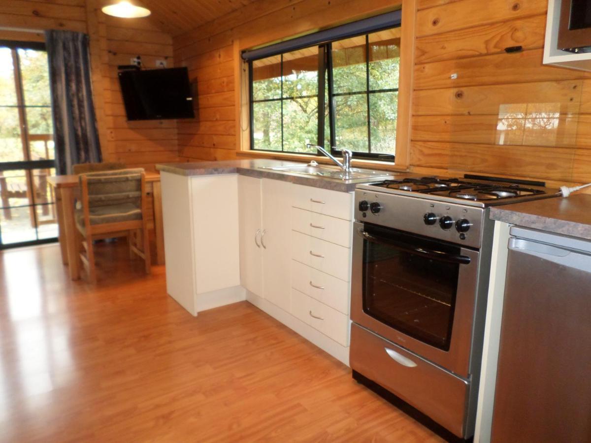 Central Chalets Ltd Alexandra Esterno foto