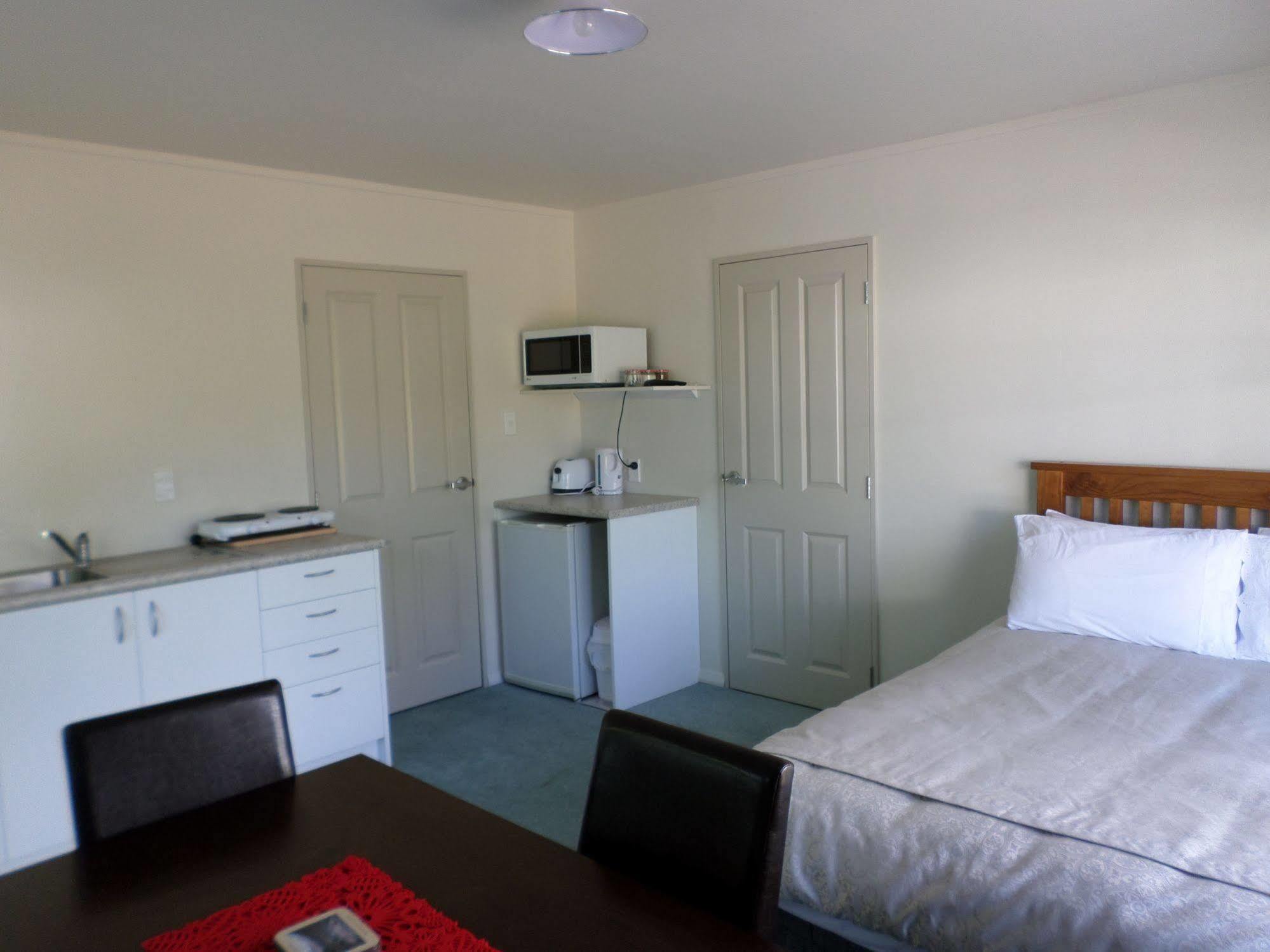 Central Chalets Ltd Alexandra Esterno foto