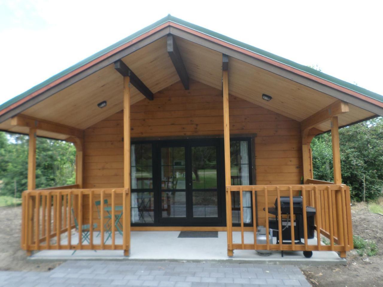 Central Chalets Ltd Alexandra Esterno foto